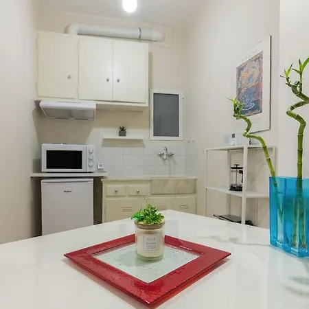 Bright & Spacious 1br Athens, Goudi * Atena